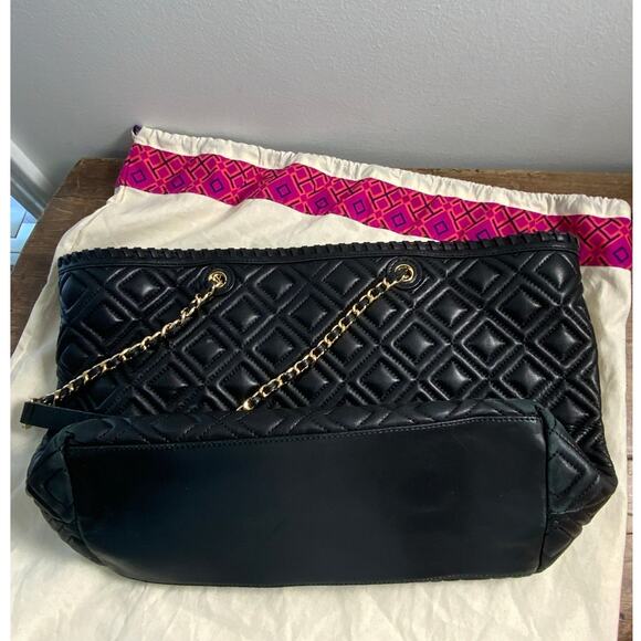 Tory Burch Black Quilted Leather Marion Tote - Picture 3 of 7